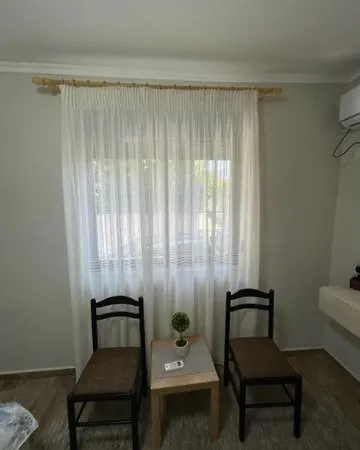 New Bazaar Penzion Tirana